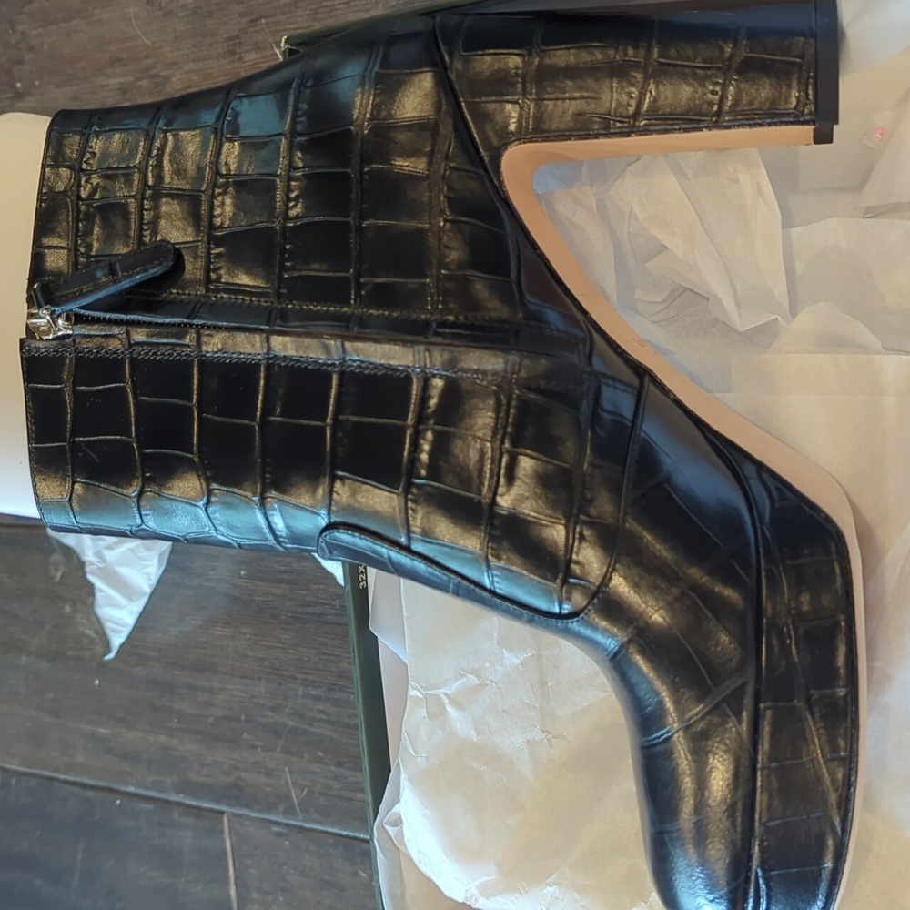 Kate Spade Barrett Booties - Picture 5 of 7